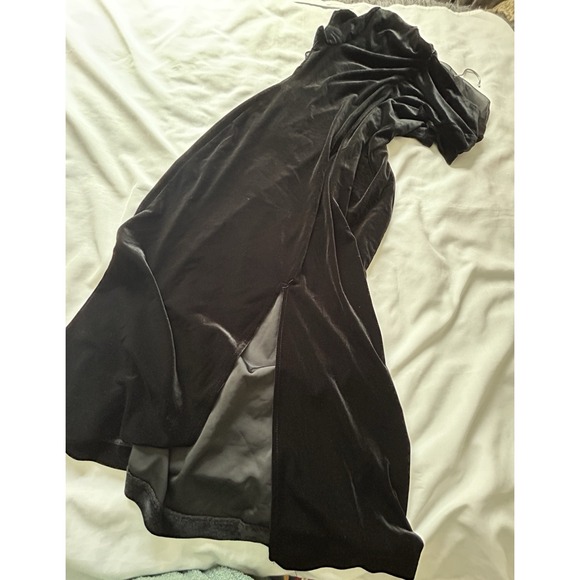 Elegant Black Velvet Dress Long with Cowl Neckline – Connected Petite, Size 14P - Picture 8 of 12